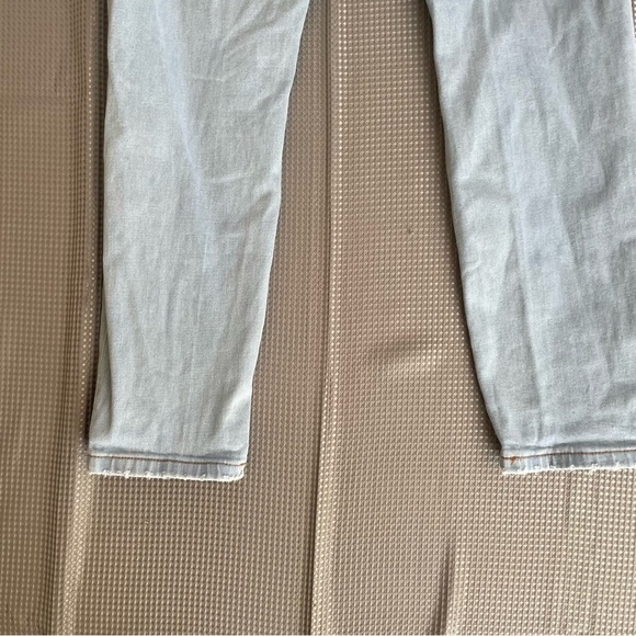 MOST COLLECTION Women’s Light Blue High Waist Mom Most Denim Jeans Size 25 - Picture 11 of 14